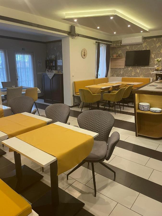 Bük Medea Apartman מראה חיצוני תמונה